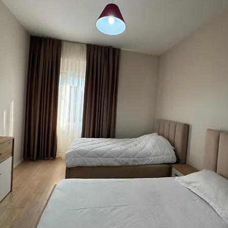 View Premium טיראנה