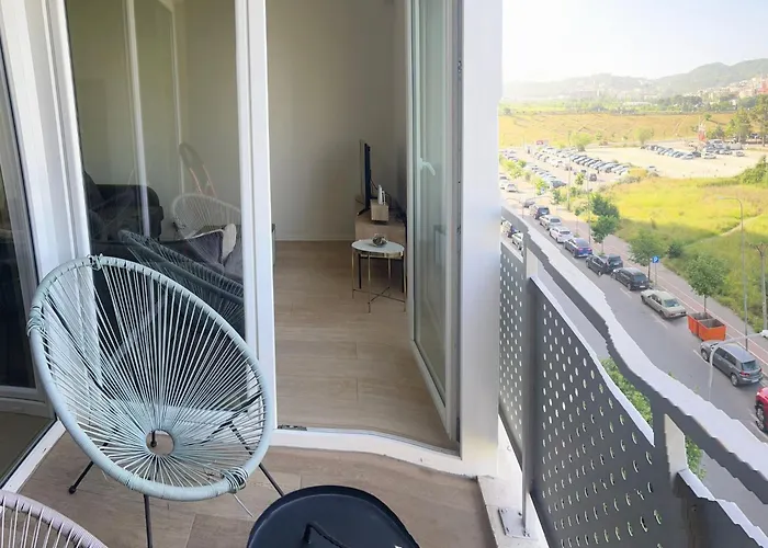 View Premium * 地拉那